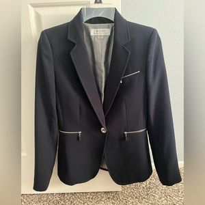 Tahari 2 piece suit